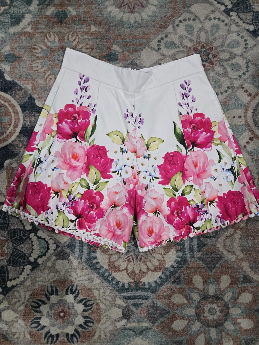Boston Proper High Waist Floral Garden Party Shorts Size 4